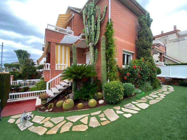 Adosado de 4 habitaciones en Segur de Calafell, Calafell en venta con garaje - 365.000 € (Ref: 9591391)