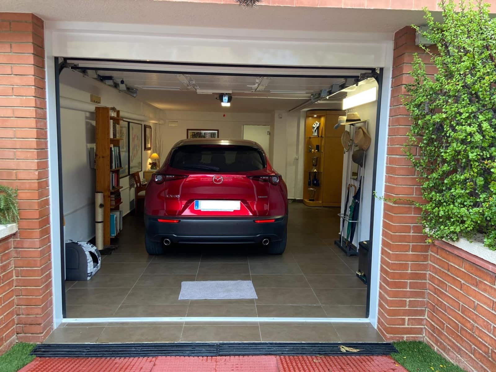 4 bedroom Terraced Villa for sale in Segur de Calafell with garage - € 365,000 (Ref: 9591391)