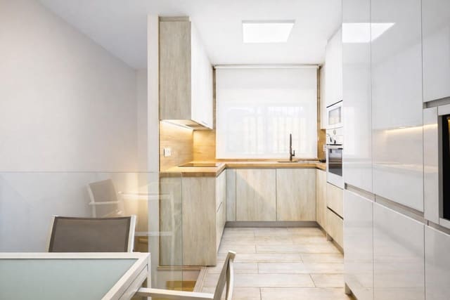 4 sypialnia Dom szeregowy na sprzedaż w Sitges z basenem garażem - 1 145 000 € (Ref: 9621798)