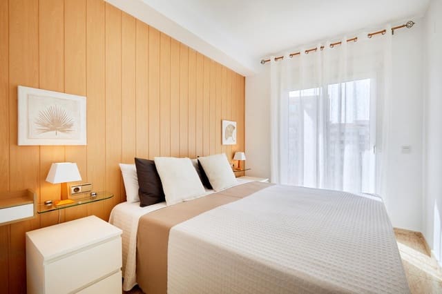 4 sypialnia Dom szeregowy na sprzedaż w Sitges z basenem garażem - 1 145 000 € (Ref: 9621798)