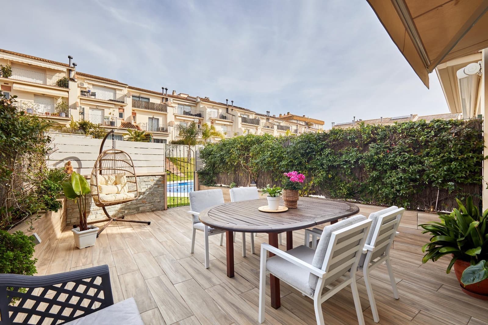 4 bedroom Terraced Villa for sale in Sitges with pool garage - € 1,145,000 (Ref: 9621798)