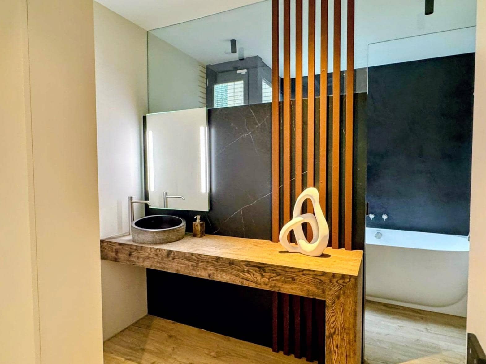 6 makuuhuone Huvila myytävänä paikassa Begues mukana uima-altaan 
autotalli - 1 350 000 € (Ref: 9661974)