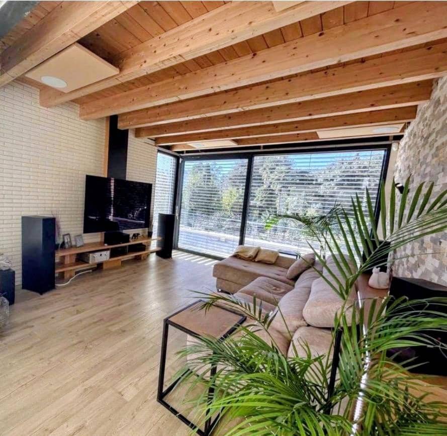 6 soverom Villa til salgs i Begues med svømmebasseng garasje - € 1 290 000 (Ref: 9661974)