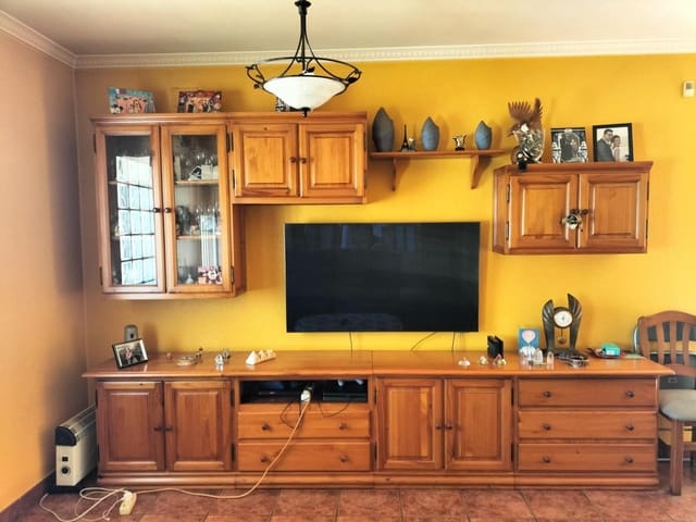 4 slaapkamer Villa te koop in Olivella met garage - € 315.000 (Ref: 9704935)