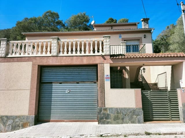 4 slaapkamer Villa te koop in Olivella met garage - € 315.000 (Ref: 9704935)