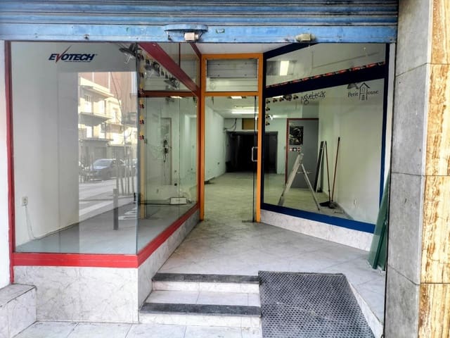 Commercial for sale in Vilafranca del Penedès - € 114,500 (Ref: 9729341)