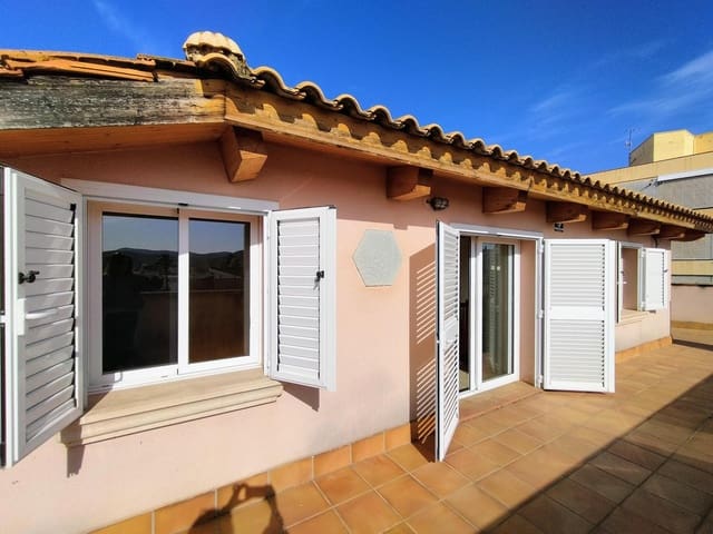 6 slaapkamer Penthouse te koop in Sant Pere de Ribes met garage - € 498.000 (Ref: 9759054)