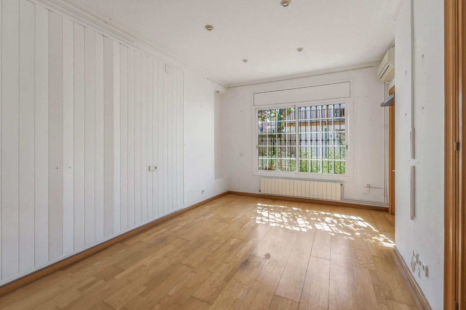 4 soverom Villa til salgs i Sitges med svømmebasseng garasje - € 2 250 000 (Ref: 9778255)