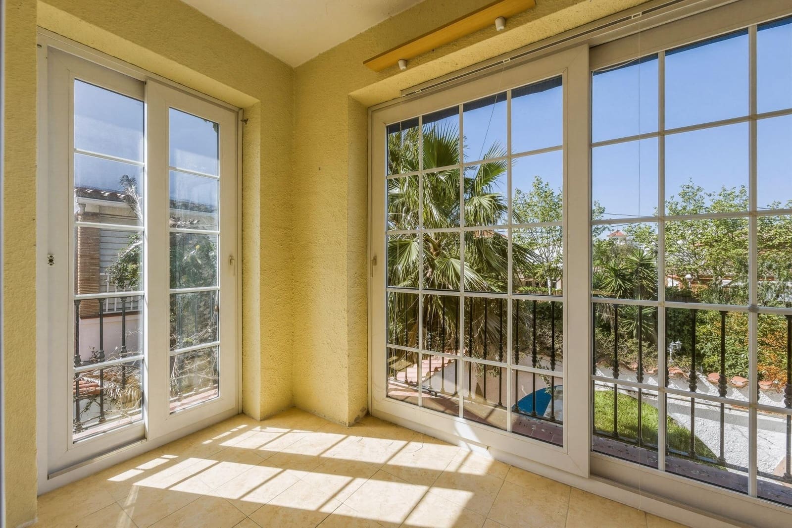 4 soverom Villa til salgs i Sitges med svømmebasseng garasje - € 2 250 000 (Ref: 9778255)