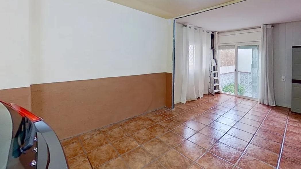 5 bedroom Townhouse for sale in Sant Pere de Ribes with garage - € 650,000 (Ref: 9818304)