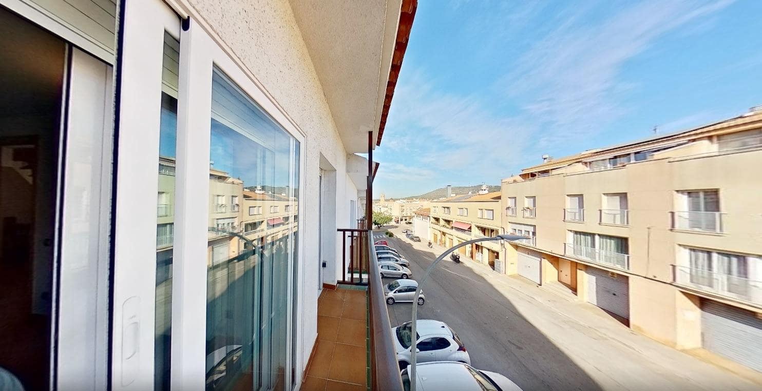 5 bedroom Townhouse for sale in Sant Pere de Ribes with garage - € 650,000 (Ref: 9818304)