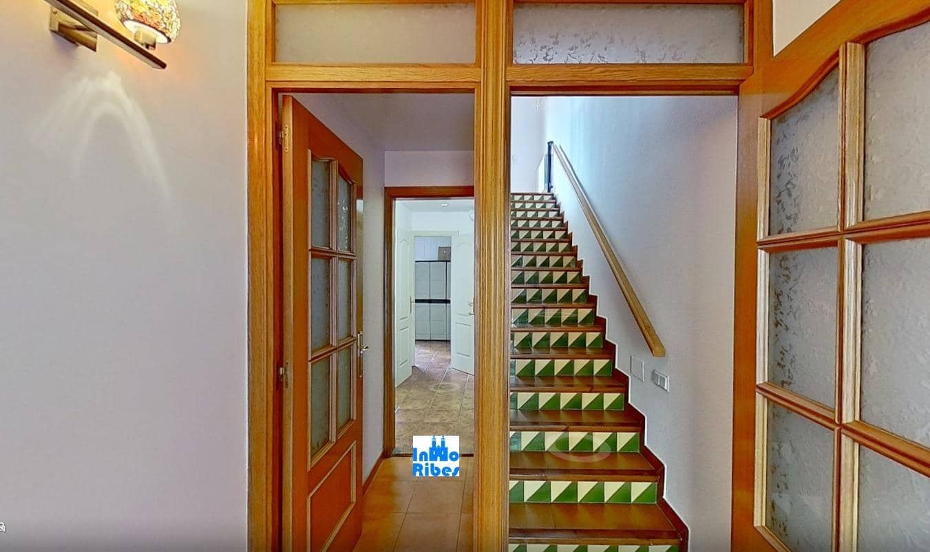 5 bedroom Townhouse for sale in Sant Pere de Ribes with garage - € 650,000 (Ref: 9818304)