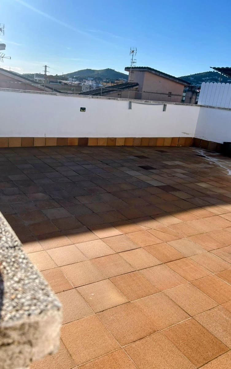 3 bedroom Apartment for rent in Segur de Calafell with pool - € 900 (Ref: 9820595)