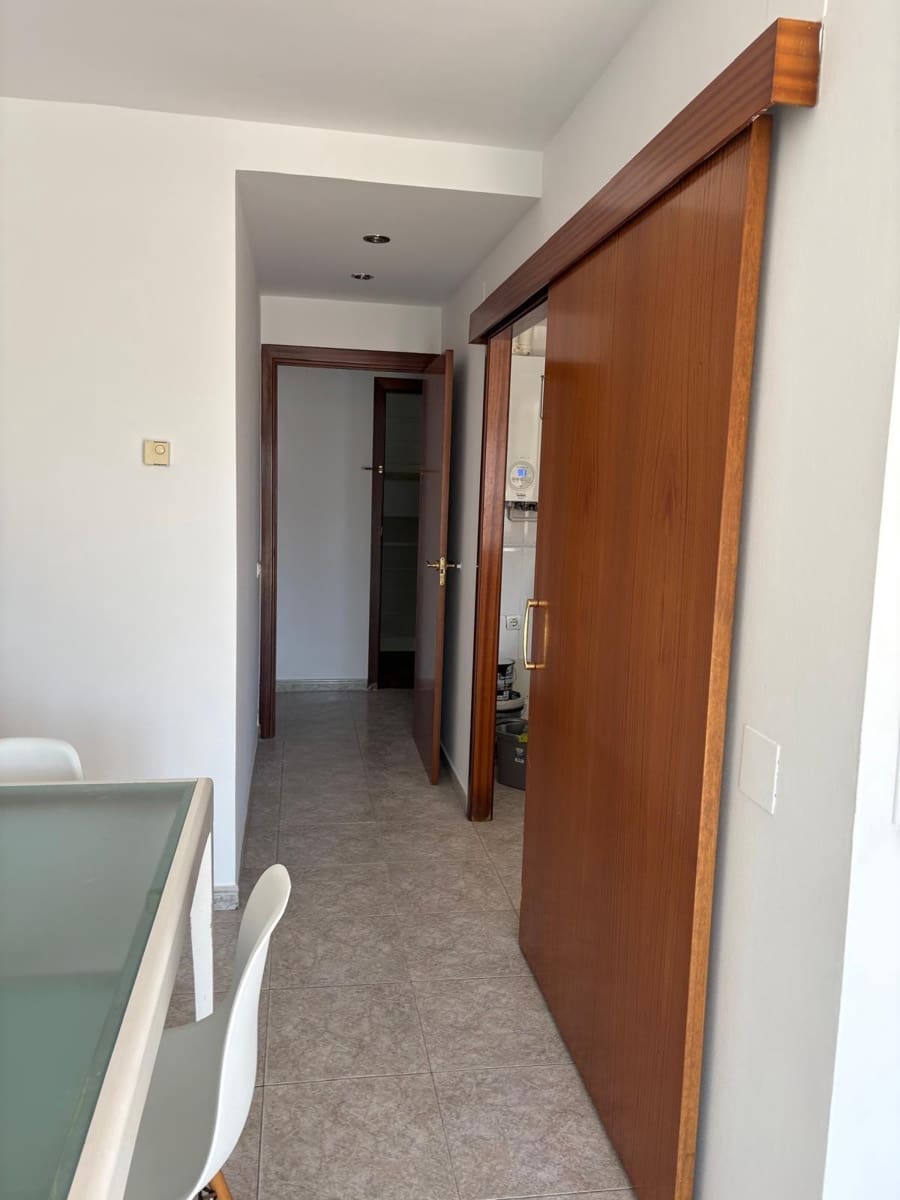 3 bedroom Apartment for rent in Segur de Calafell with pool - € 900 (Ref: 9820595)