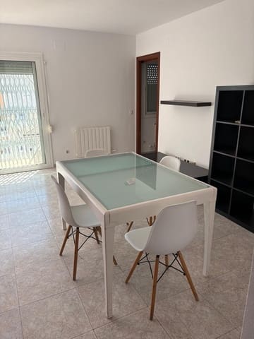 3 bedroom Apartment for rent in Segur de Calafell, Calafell with pool - € 900 (Ref: 9820595)
