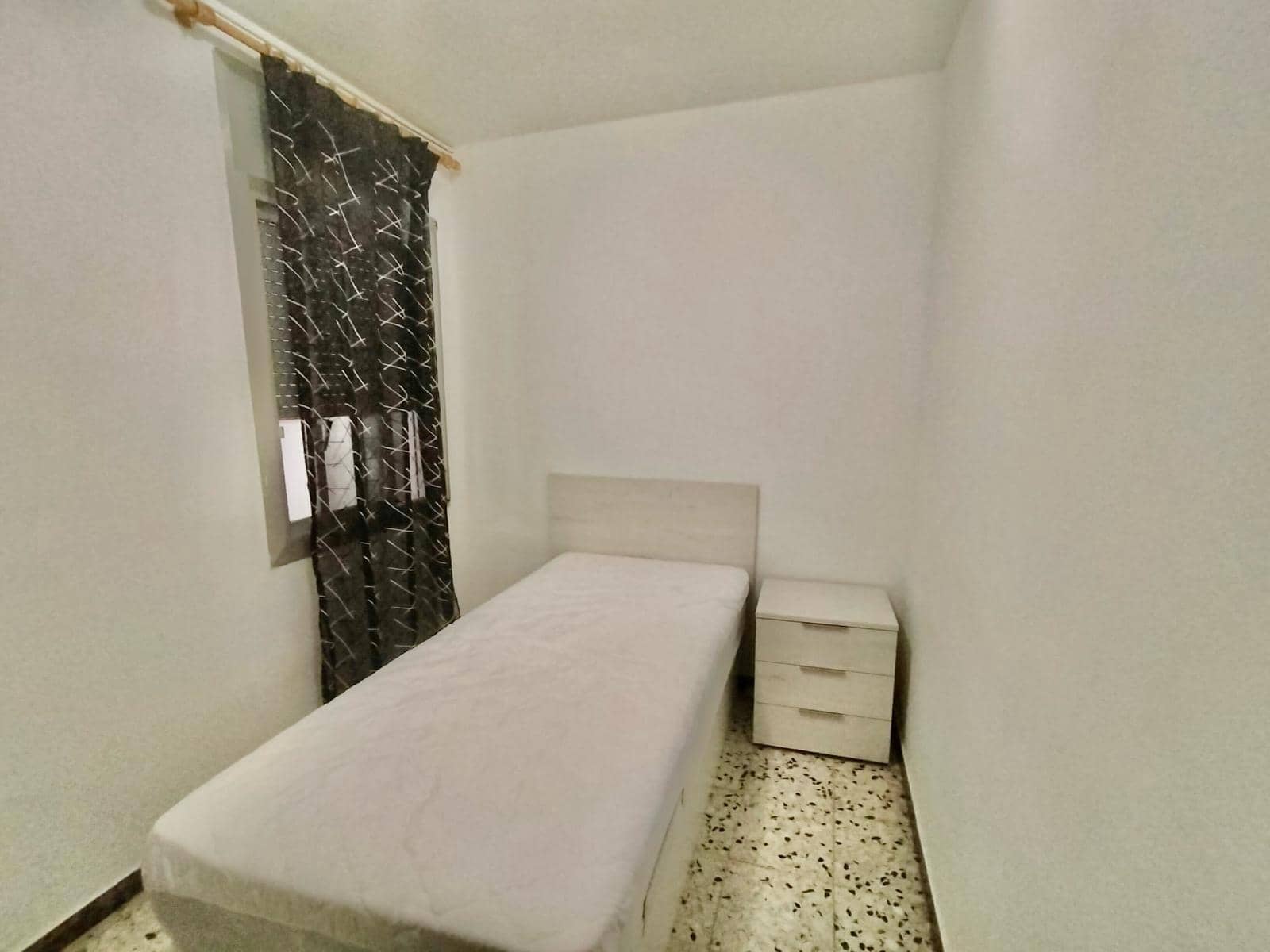 3 bedroom Flat for sale in Vilanova i la Geltru - € 260,000 (Ref: 9836313)