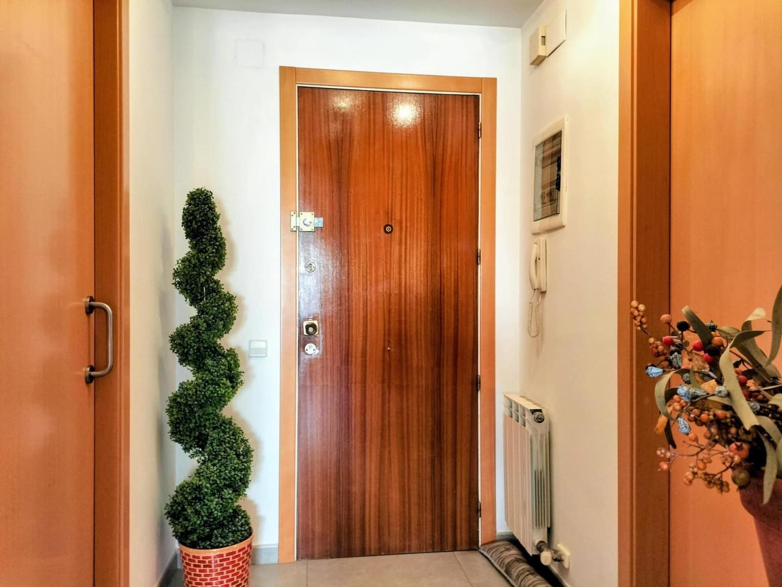 3 bedroom Apartment for sale in Vilanova i la Geltru - € 315,000 (Ref: 9868666)