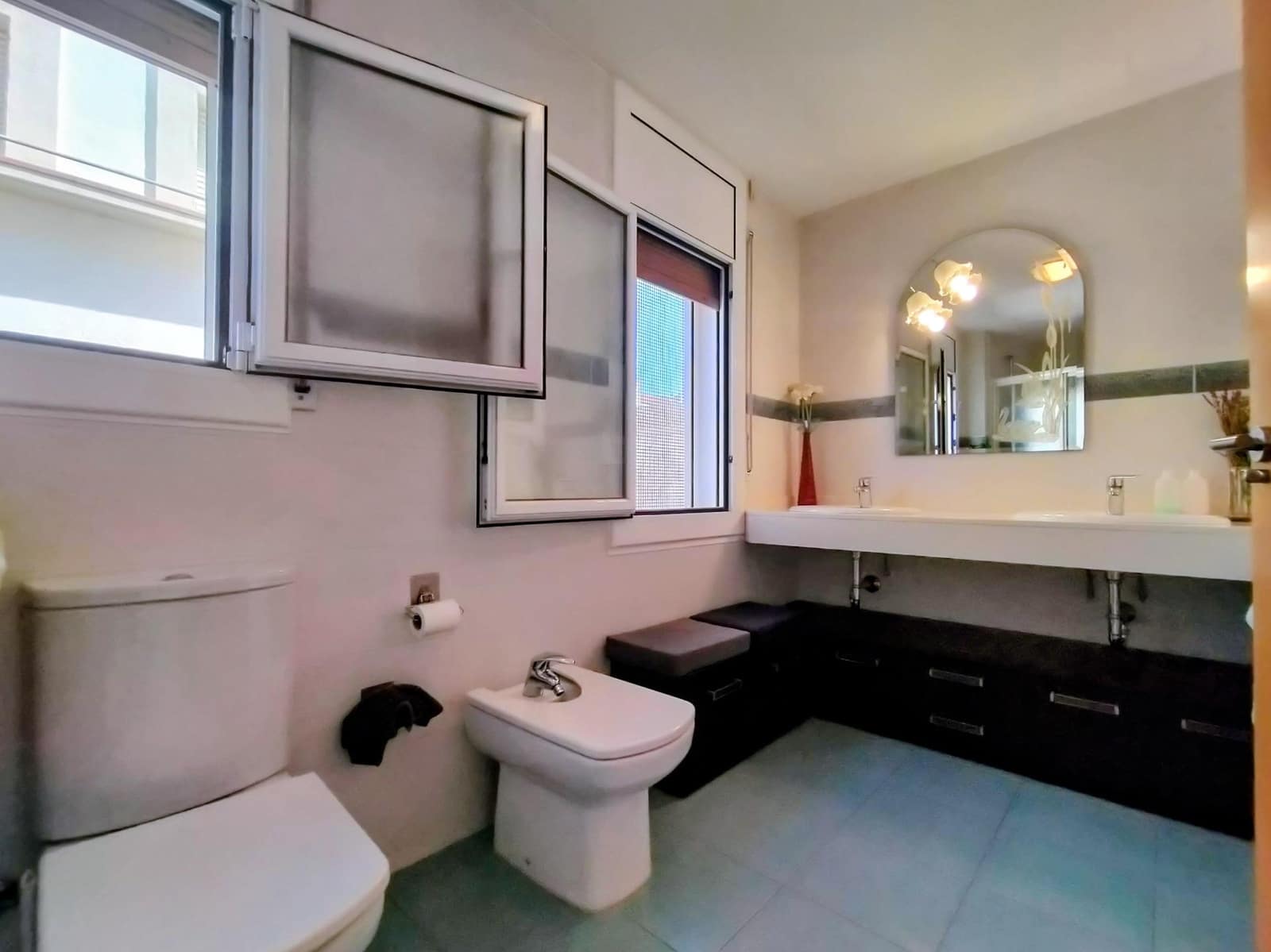 3 bedroom Apartment for sale in Vilanova i la Geltru - € 315,000 (Ref: 9868666)