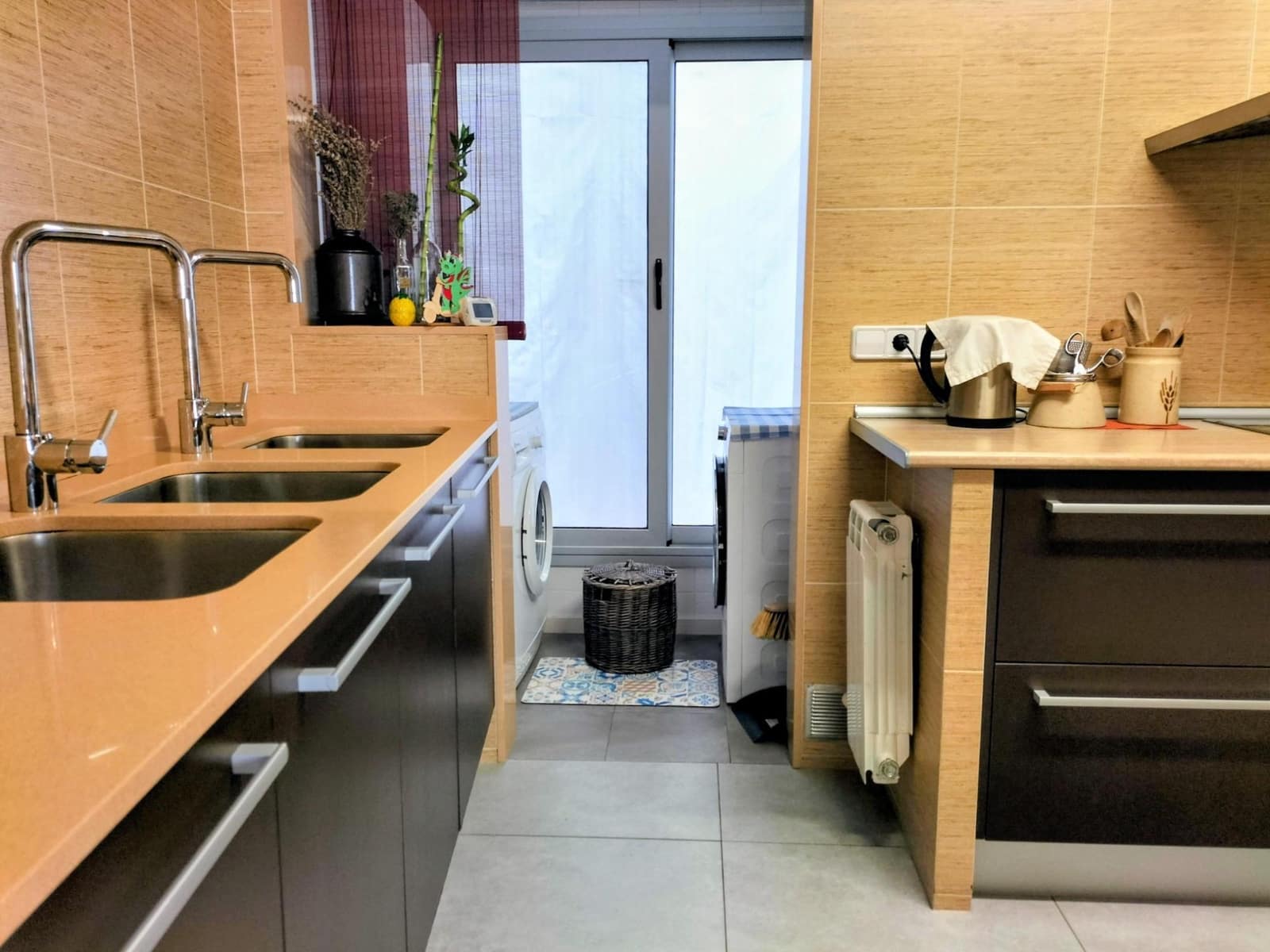 3 bedroom Apartment for sale in Vilanova i la Geltru - € 315,000 (Ref: 9868666)