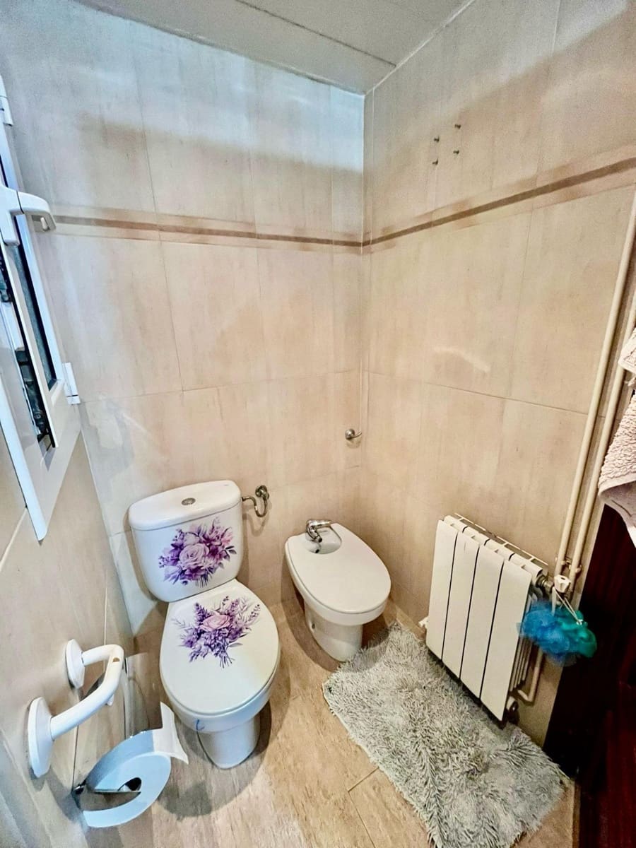 Apartamento de 4 habitaciones en Barcelona ciudad en venta - 342.000 € (Ref: 9913242)