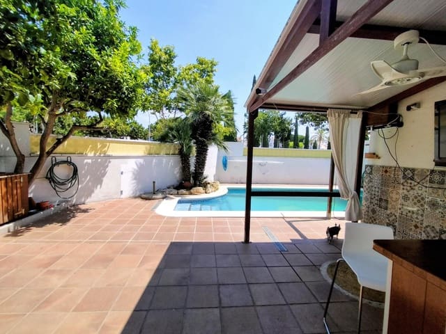 5 slaapkamer Huis te koop in Sant Pere de Ribes met zwembad garage - € 560.000 (Ref: 9947986)
