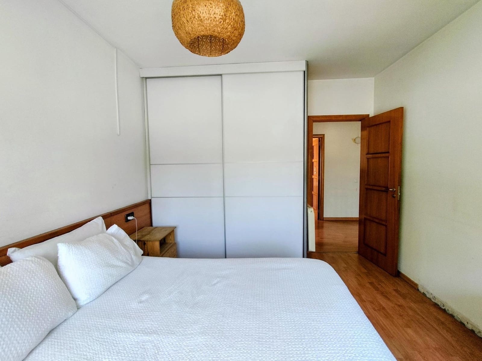 5 soveværelse Byhus til salg i Sant Pere de Ribes med swimmingpool garage - € 560.000 (Ref: 9947986)