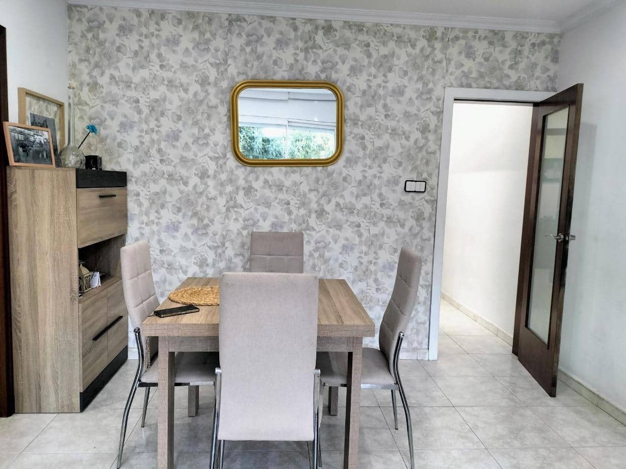 3 soveværelse Lejlighed til salg i Castelldefels - € 350.000 (Ref: 9949859)