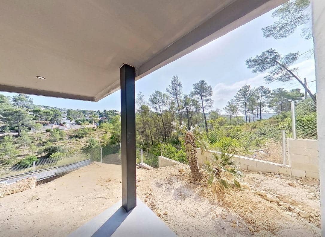 3 bedroom Villa for sale in Olivella with pool - € 425,000 (Ref: 9965348)