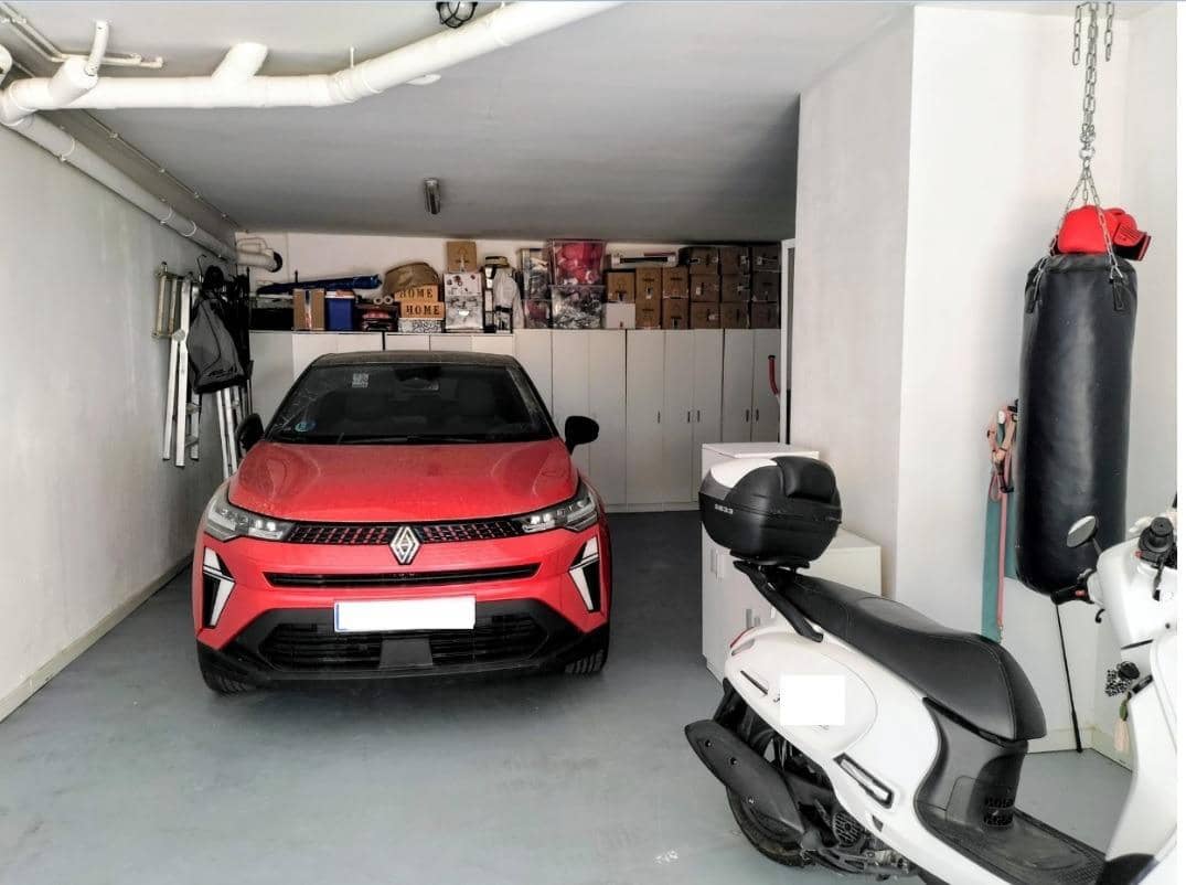 4 makuuhuone Rivitalo myytävänä paikassa Olivella - 339 000 € (Ref: 9994311)