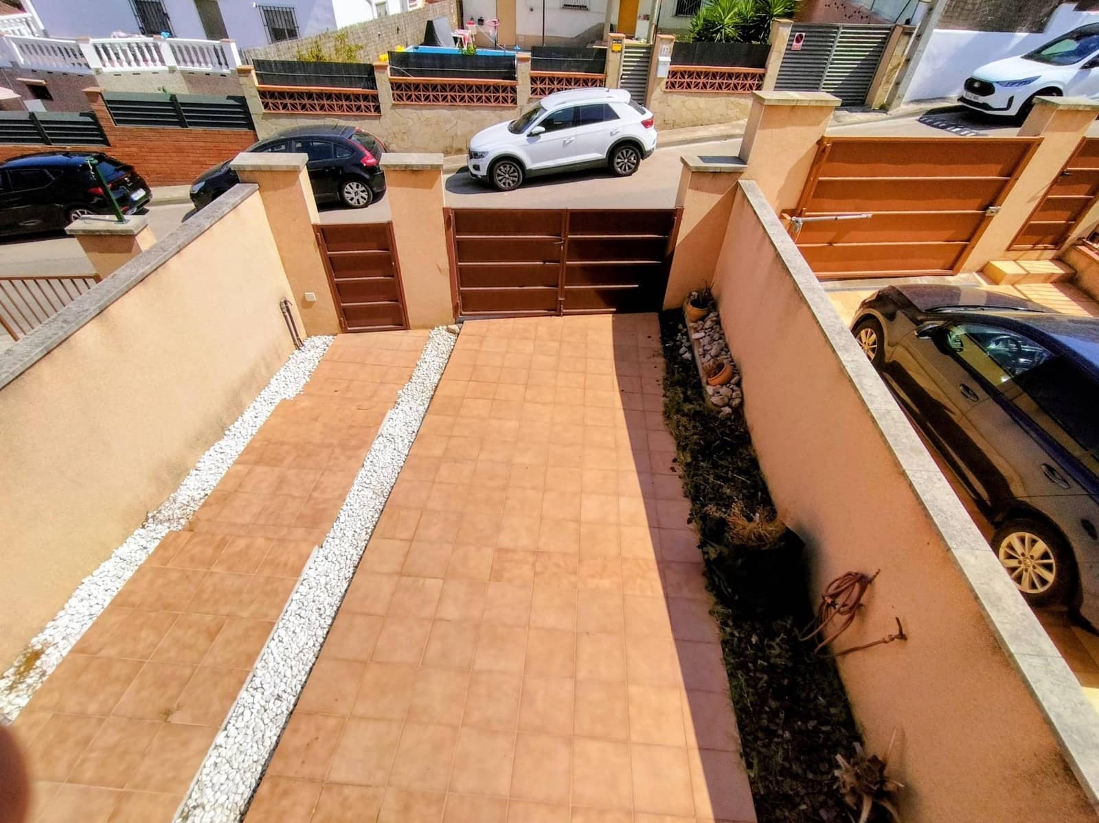 4 makuuhuone Rivitalo myytävänä paikassa Olivella - 339 000 € (Ref: 9994311)