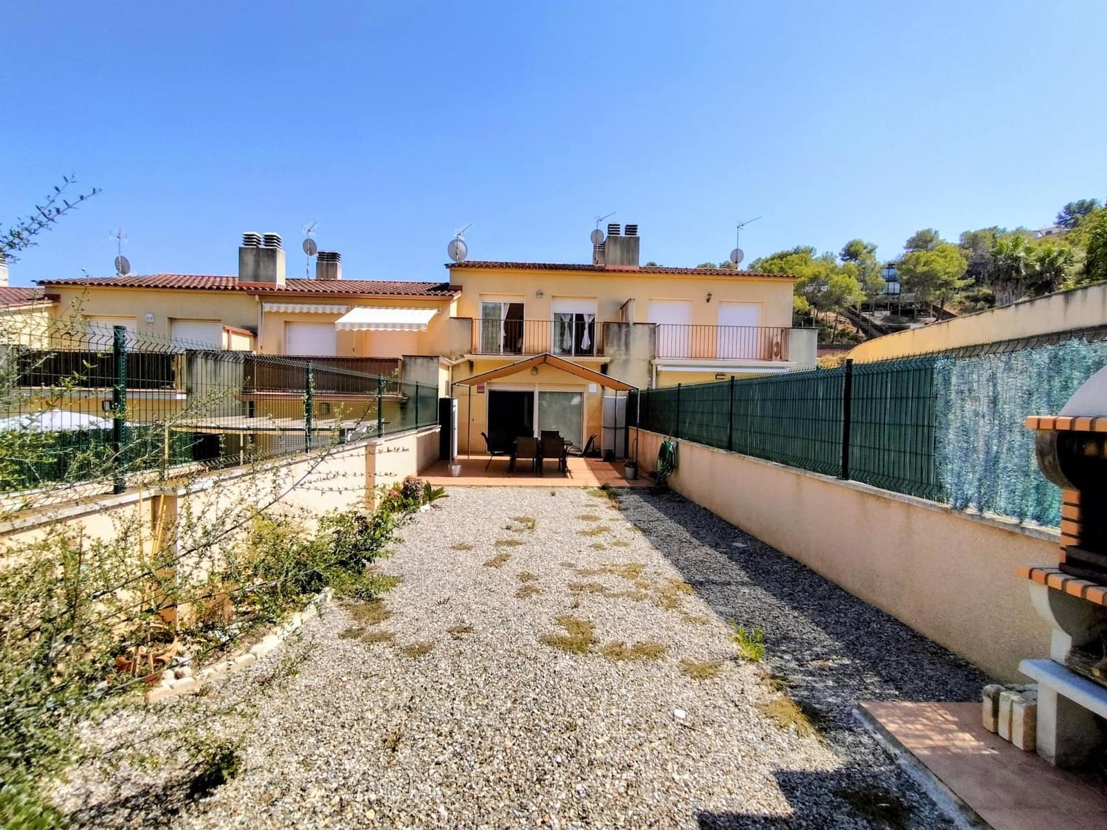 4 makuuhuone Rivitalo myytävänä paikassa Olivella - 339 000 € (Ref: 9994311)