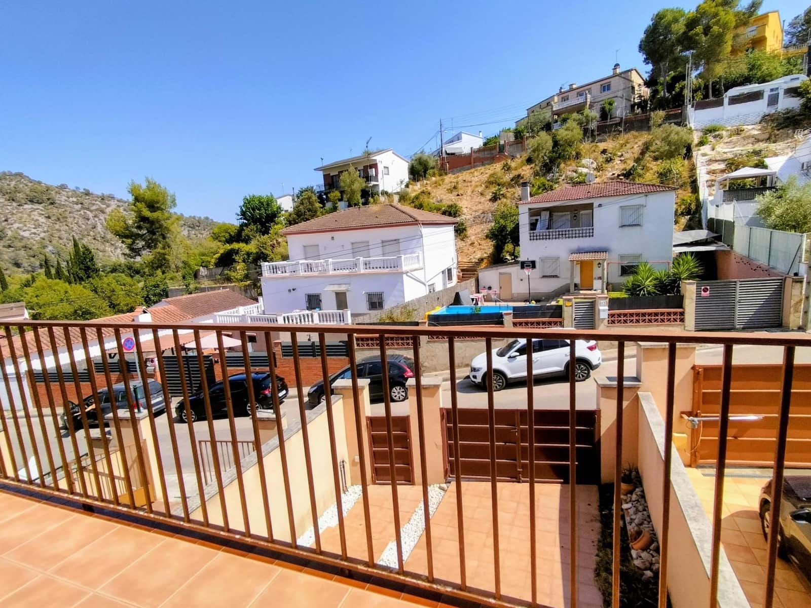 4 makuuhuone Rivitalo myytävänä paikassa Olivella - 339 000 € (Ref: 9994311)