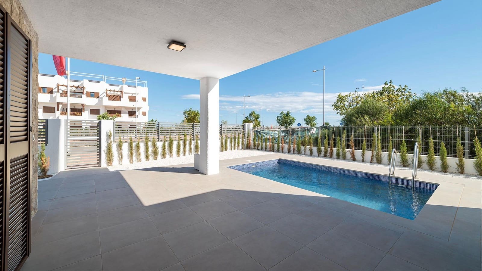 2 makuuhuone Huvila myytävänä paikassa San Juan de los Terreros mukana uima-altaan 
autotalli - 394 000 € (Ref: 10100464)