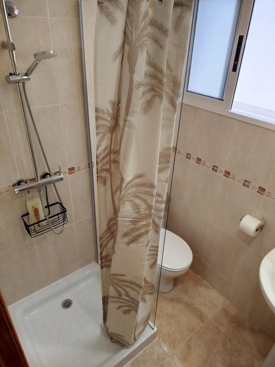 2 soverom Leilighet til leie i Los Collados med svømmebasseng garasje - € 600 (Ref: 10142648)