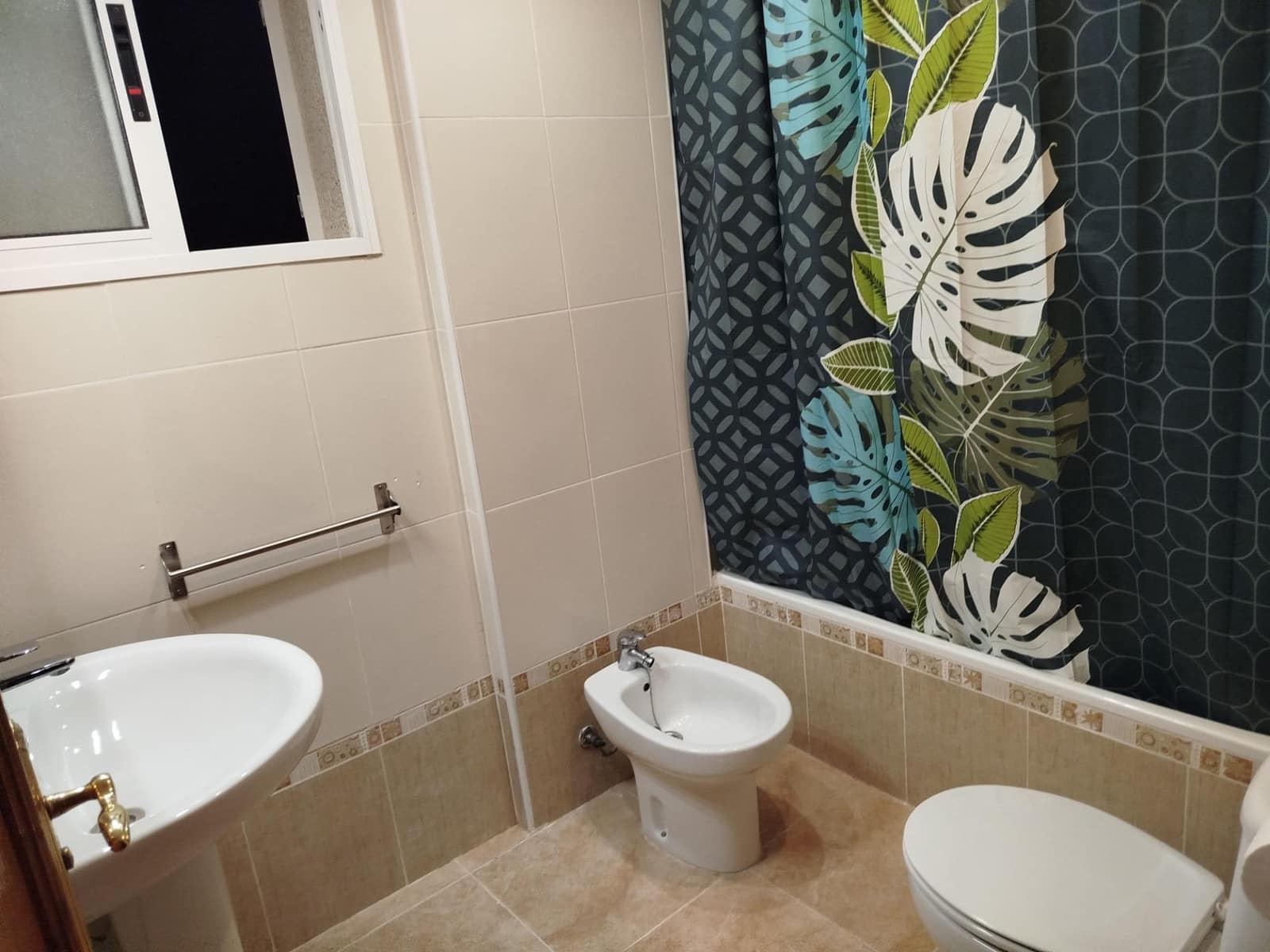 2 soverom Leilighet til leie i Los Collados med svømmebasseng garasje - € 600 (Ref: 10142648)
