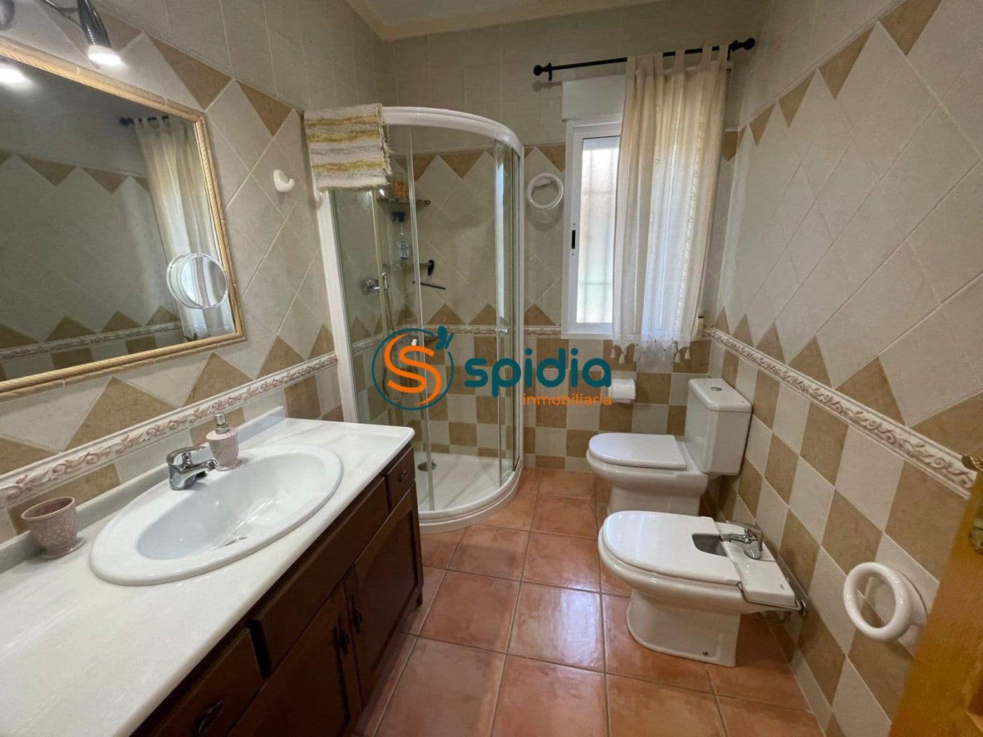 4 bedroom Villa for rent in Calabardina with garage - € 1,000 (Ref: 7149700)