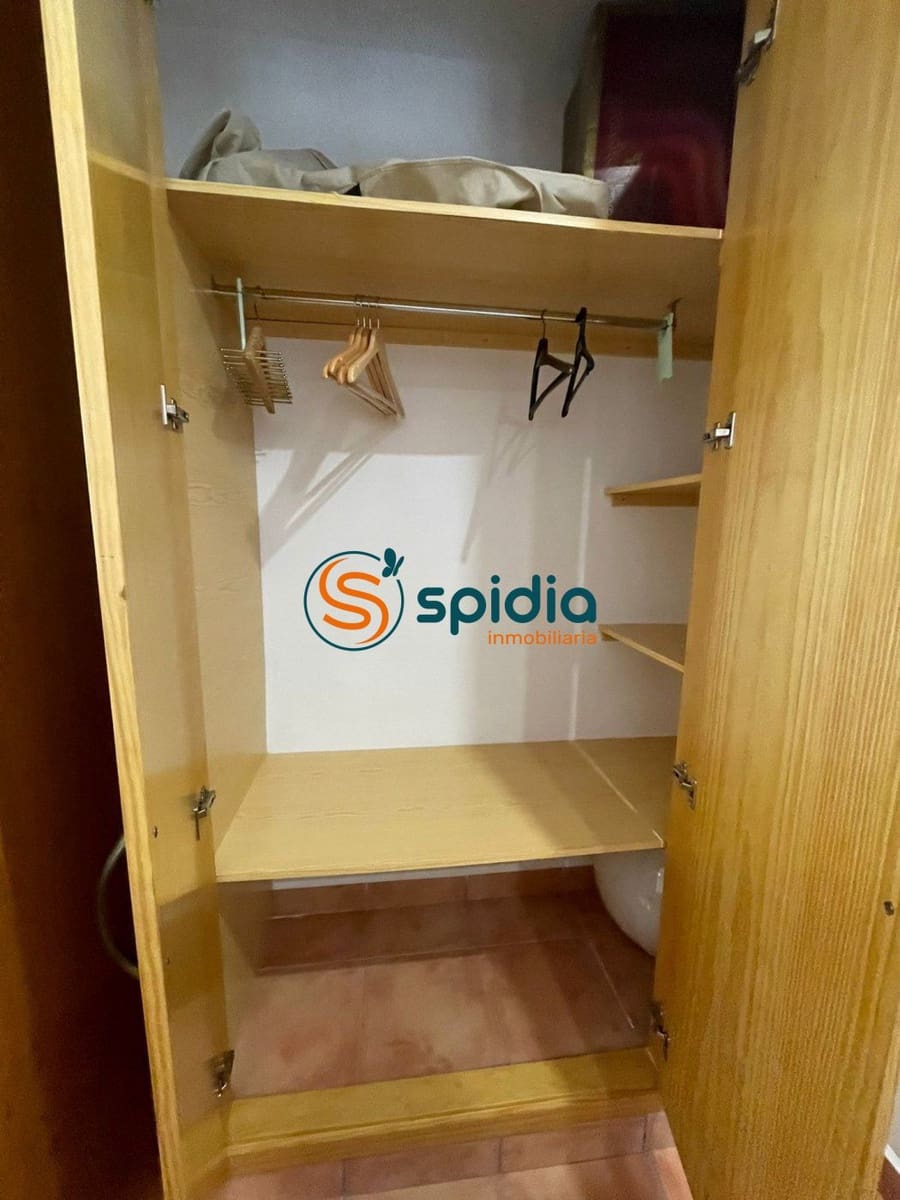 4 bedroom Villa for rent in Calabardina with garage - € 1,000 (Ref: 7149700)