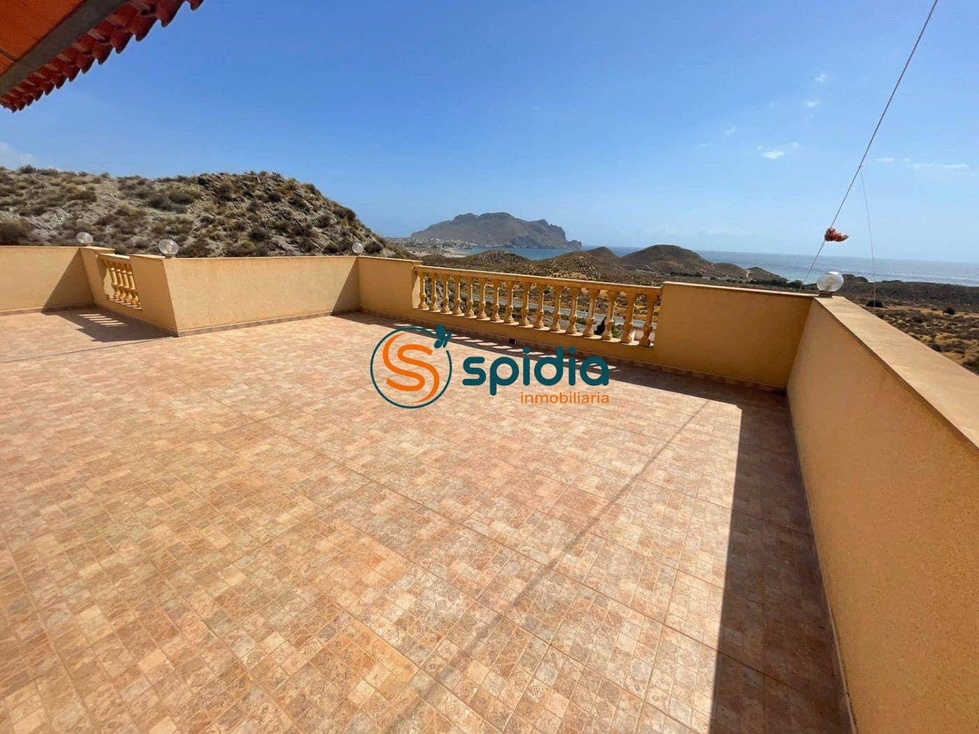 4 bedroom Villa for rent in Calabardina with garage - € 1,000 (Ref: 7149700)