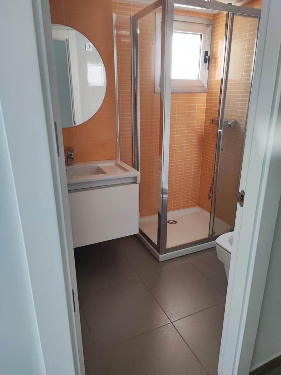 2 quarto Apartamento para arrendar em Aguilas com piscina garagem - 850 € (Ref: 8298205)
