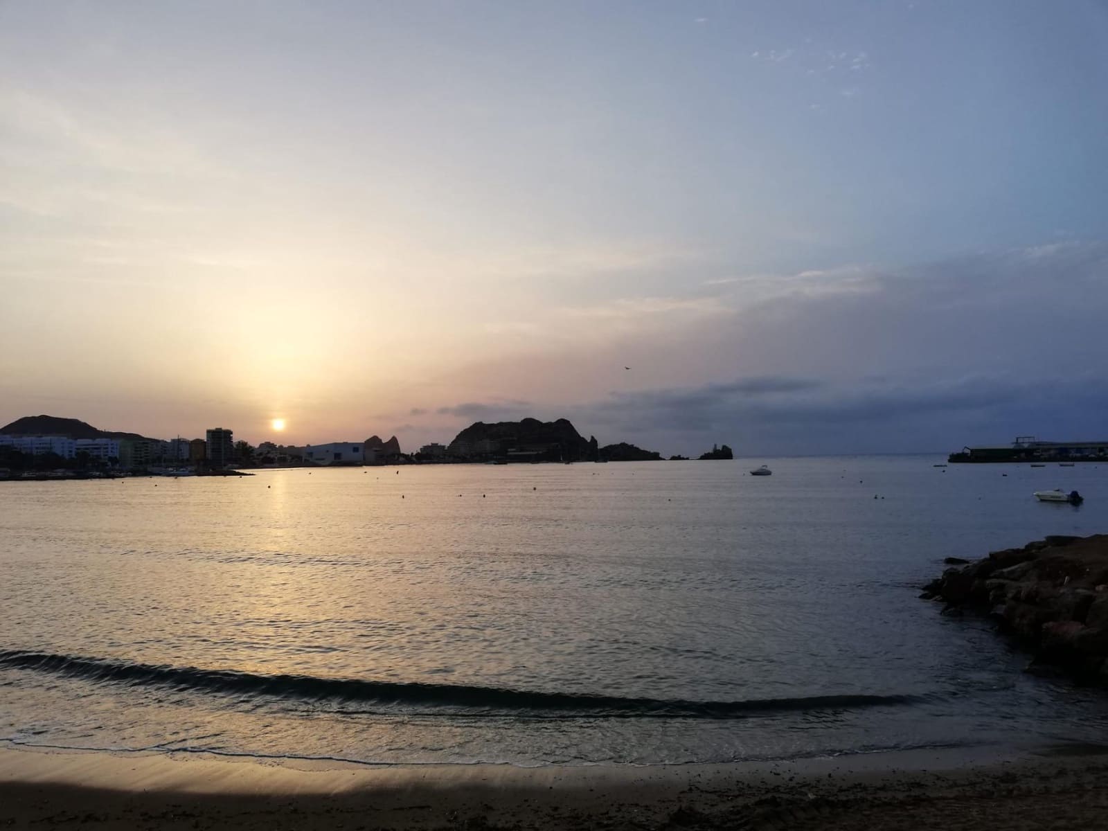 Piso de 2 habitaciones en Aguilas en venta con piscina garaje - 272.000 € (Ref: 8354278)