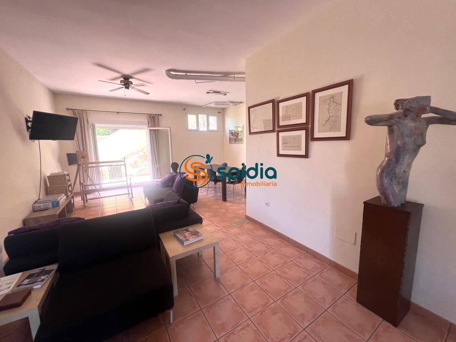 9 soverom Hotell til salgs i Calabardina med garasje - € 730 000 (Ref: 8482104)