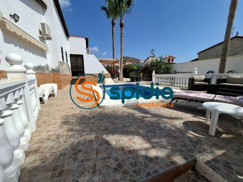 3 soveværelse Villa til salg i Calabardina med swimmingpool garage - € 340.000 (Ref: 9176422)