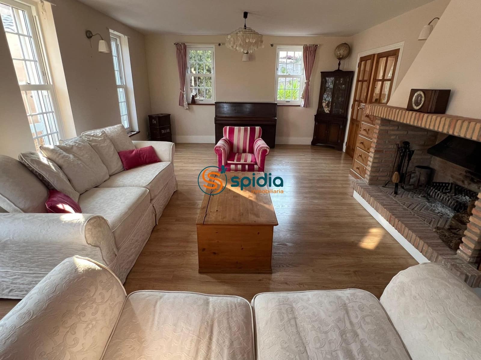 5 slaapkamer Finca/Landhuis te koop in Aguilas met zwembad garage - € 450.000 (Ref: 9188407)