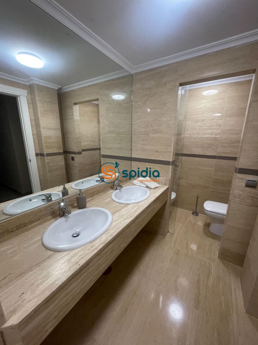 2 bedroom Apartment for rent in Aguilas with pool - € 2,200 (Ref: 9353599)
