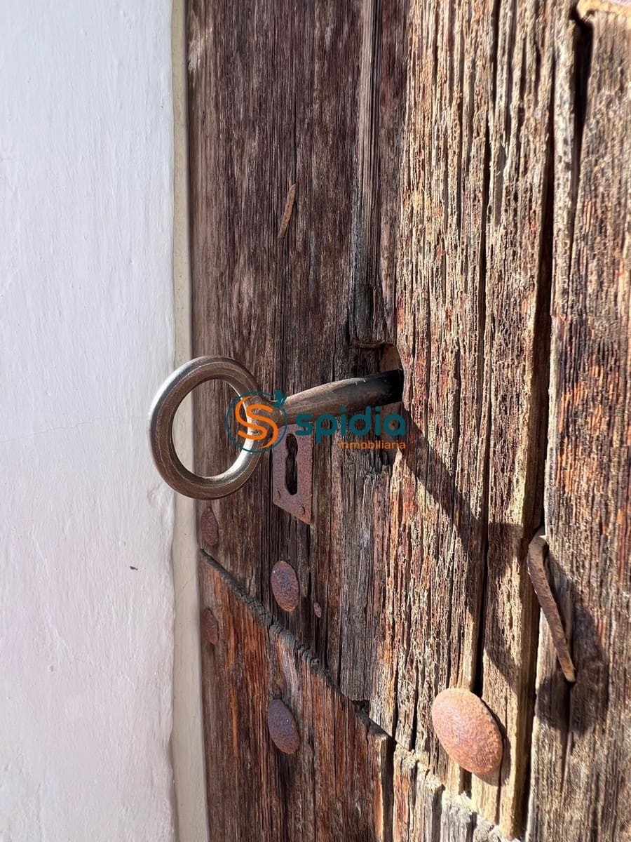 3 bedroom Finca/Country House for sale in Pulpi - € 167,000 (Ref: 9353604)