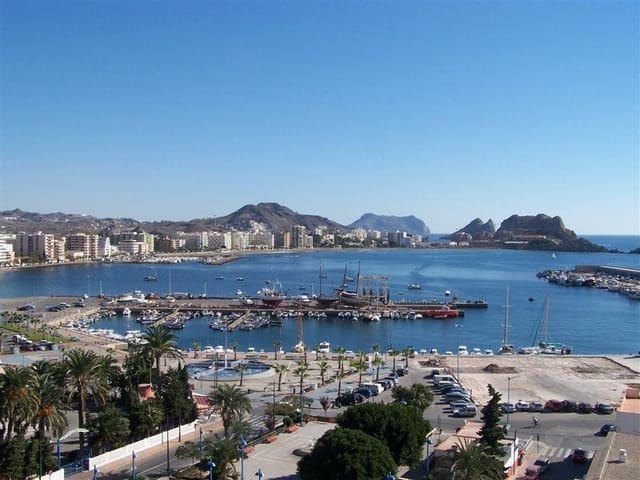 Piso de 2 habitaciones en El Hornillo, Aguilas en venta con piscina garaje - 297.000 € (Ref: 9379002)