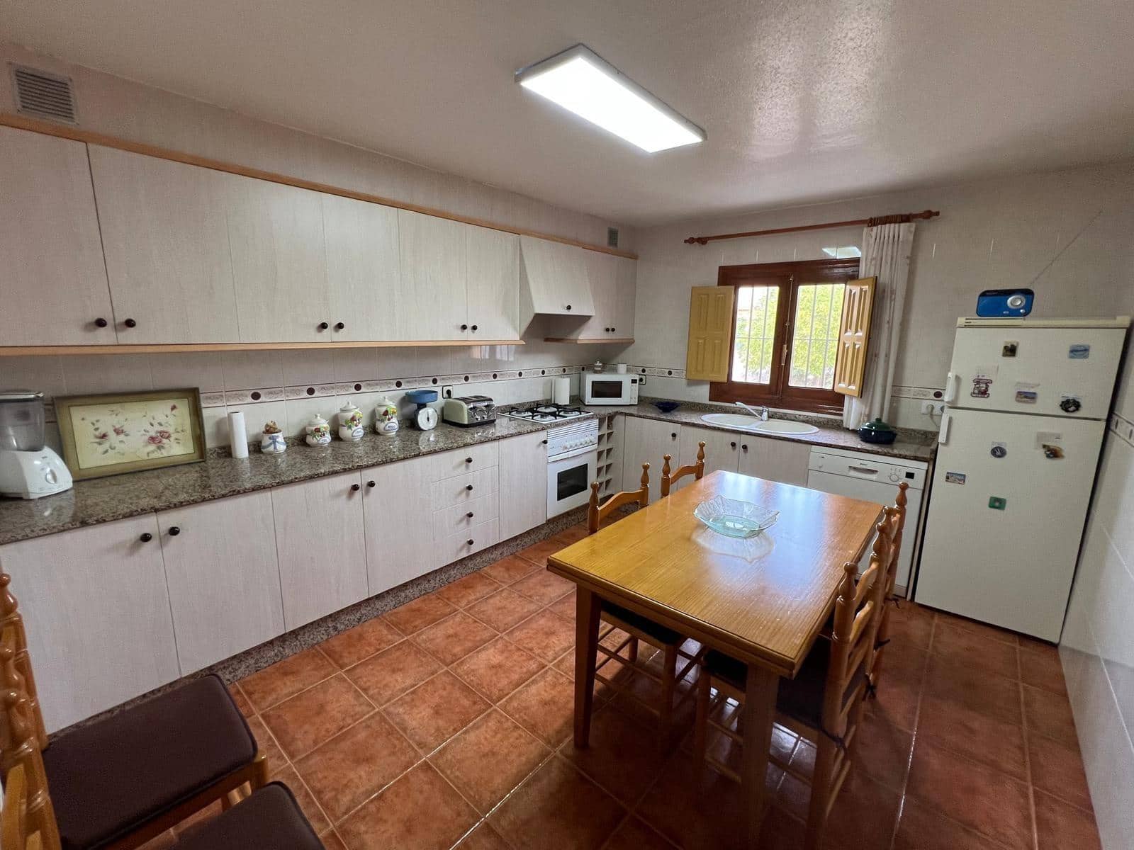 3 makuuhuone Maalaistalo myytävänä paikassa Aguilas mukana uima-altaan 
autotalli - 499 000 € (Ref: 9379004)