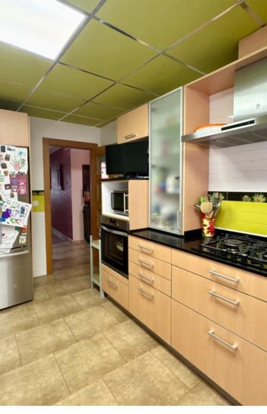 3 bedroom Flat for sale in Aguilas with garage - € 180,000 (Ref: 9446315)