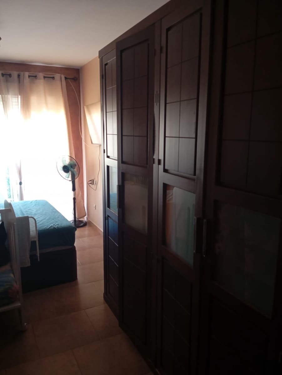3 bedroom Flat for sale in Aguilas with garage - € 180,000 (Ref: 9446315)