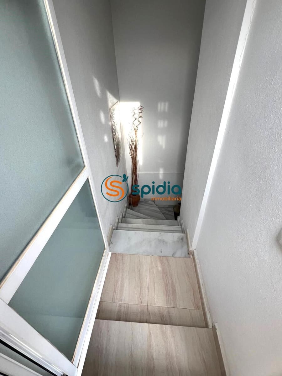 2 bedroom Apartment for sale in Aguilas with pool garage - € 125,000 (Ref: 9502361)